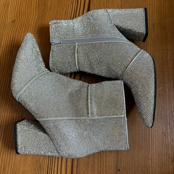 A New Day silver metallic studded jeweled heeled pointed toe booties SIZE 8 - Picture 4 of 10